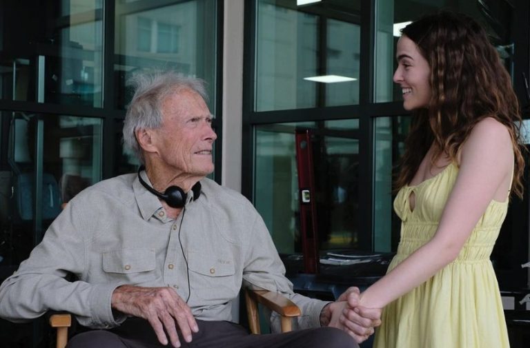 Filme de Clint Eastwood que tem 93% de aprovação da crítica chega a streaming (e você precisa assistir)