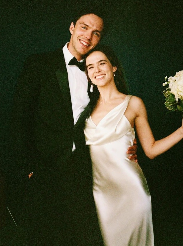Zoey Deutch e Nicholas Hoult