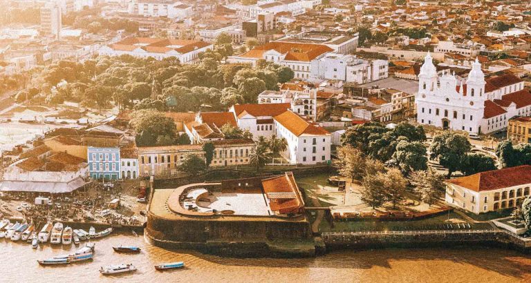 Capital amazônica conhecida como Cidade das Mangueiras encanta com história, sabores e cultura