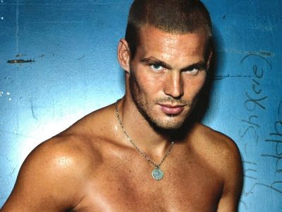 Freddie Ljungberg, símbolo de estilo no futebol, combina traços nórdicos e elegância única