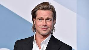 O ícone de Hollywood que define a beleza atemporal com sua simetria facial e carisma inigualável