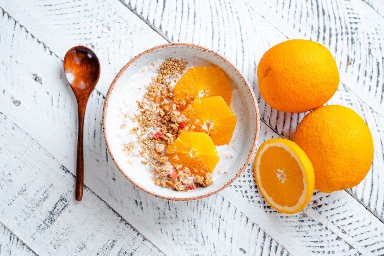 Nutricionista ensina três receitas com frutas que vão turbinar sua imunidade