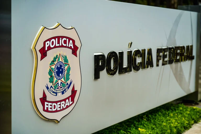 Concurso da PF em 2025 terá quase 2 mil vagas e salários de até R$ 33 mil