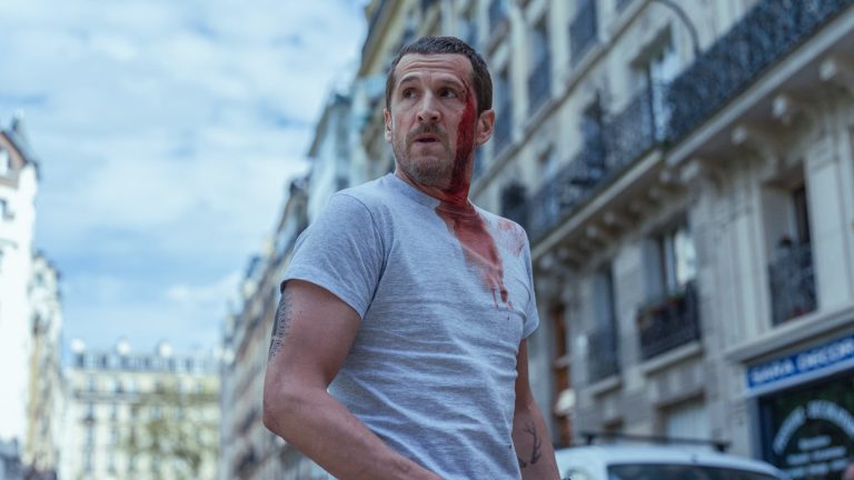 Thriller francês une ação explosiva e conspiração política conquista a Netflix