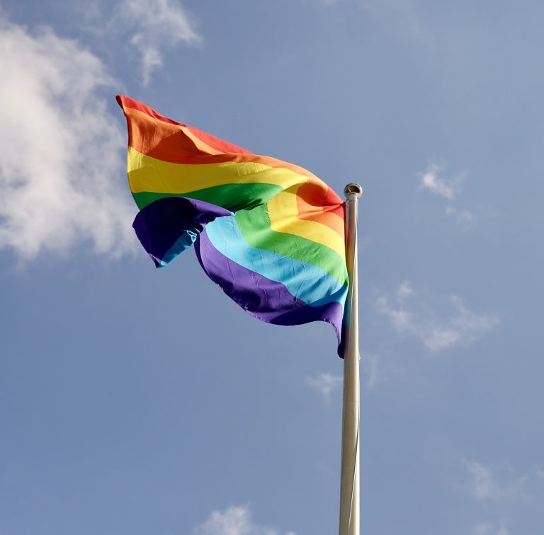 10 países mais seguros para viajantes LGBTQIA+ em 2025