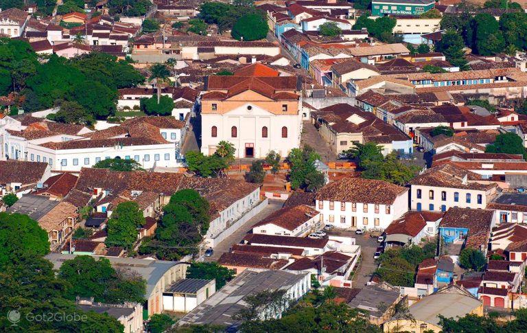 Cidade goiana é a queridinha dos amantes de poesia no Brasil