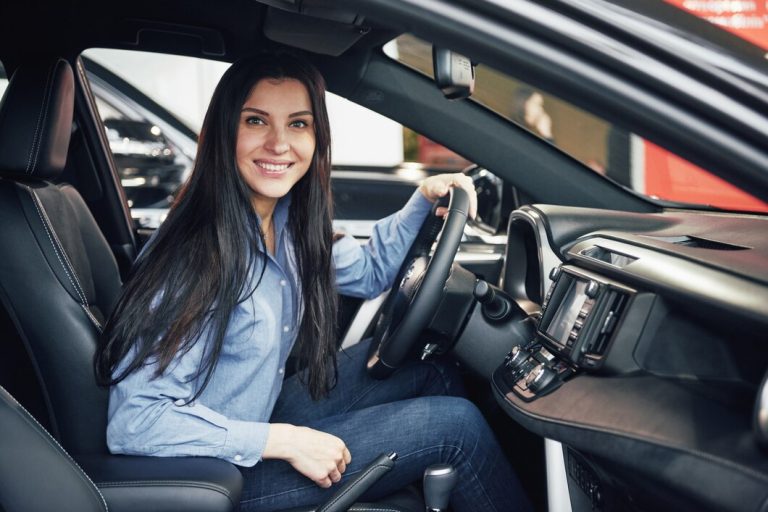 5 SUVs que menos desvalorizam no mercado de carros usados