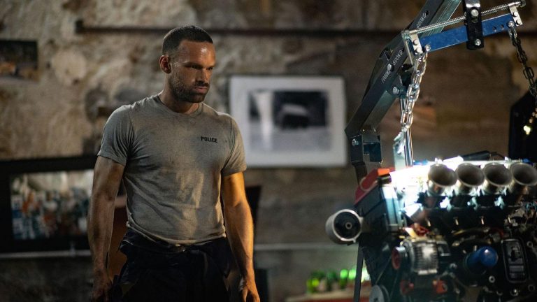 Filme de ação na Netflix é tão eletrizante que você vai esquecer de respirar!