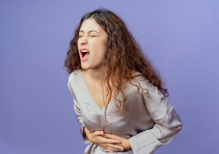 Dieta para gastrite: 10 alimentos que DEVEM ser evitados, segundo nutricionista