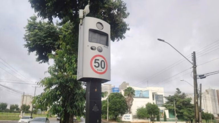 Goiânia ganha 20 novos radares e 12 câmeras de monitoramento de trânsito