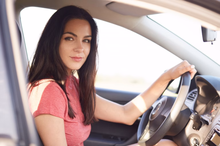 As marcas que mais venderam carros híbridos e elétricos no Brasil no 1º trimestre