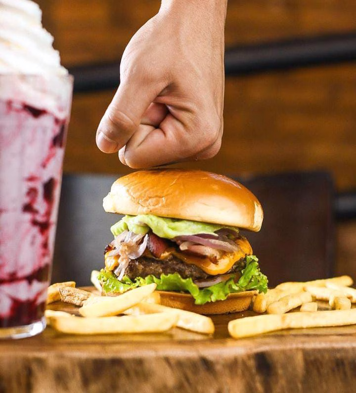 10 hamburgueria em Goiânia para aproveitar o Dia do Hamburguer