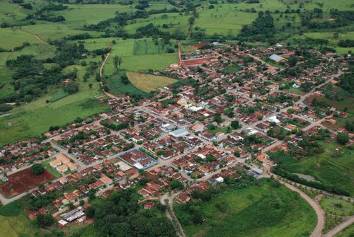 Cidade em Goiás a 180 km de Goiânia tem nome de lobo e pedra e nasceu em um Dia das Mães