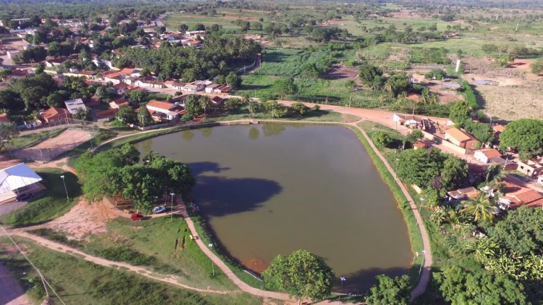Cidade em Goiás a 506 km de Goiânia nasceu do pasto e hoje exporta carne para o Nordeste