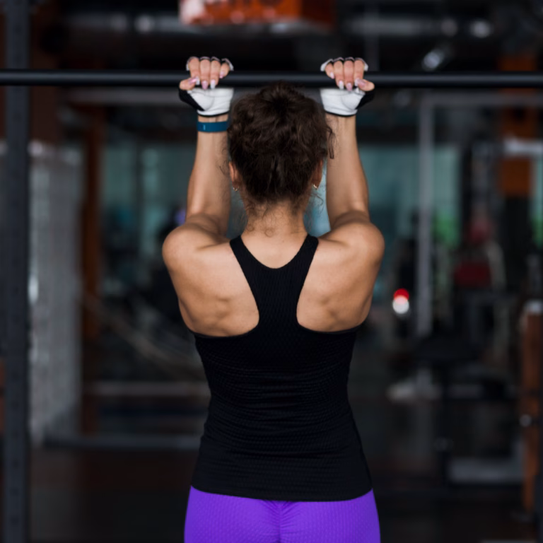 5 exercícios para fortalecer as costas, segundo personal trainer