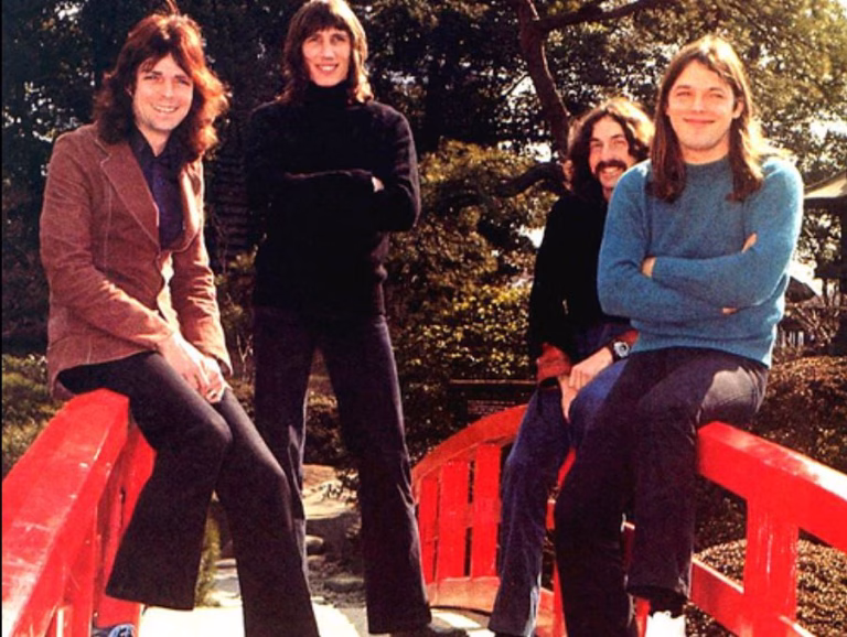 Espetáculo em Goiânia faz homenagem a disco do Pink Floyd