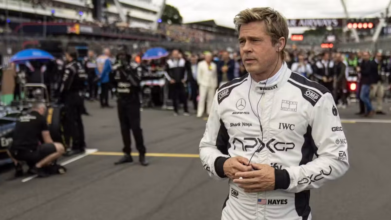 Brad Pitt acelera nas telonas: Filme “F1” lidera bilheteiras com US$ 144 milhões