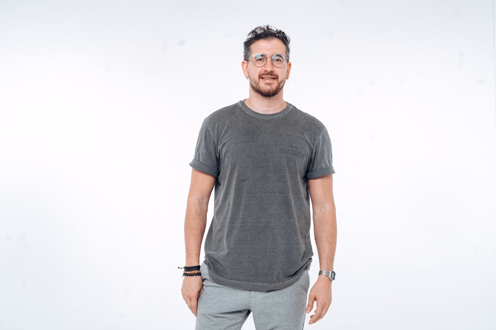 Afonso Padilha volta a Goiânia e apresenta novo stand up