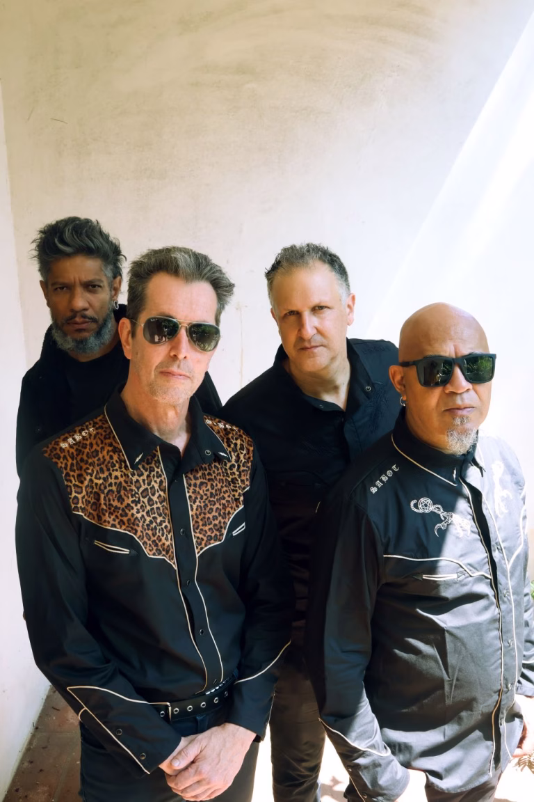 Banda Plebe Rude faz show em Goiânia