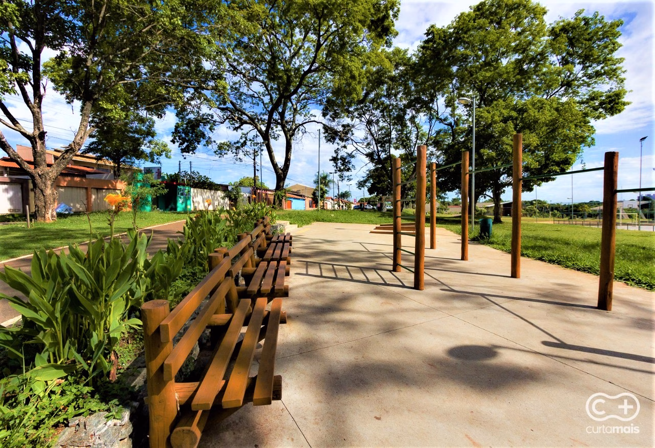 Lugares em Goiânia para as crianças se divertirem de patins