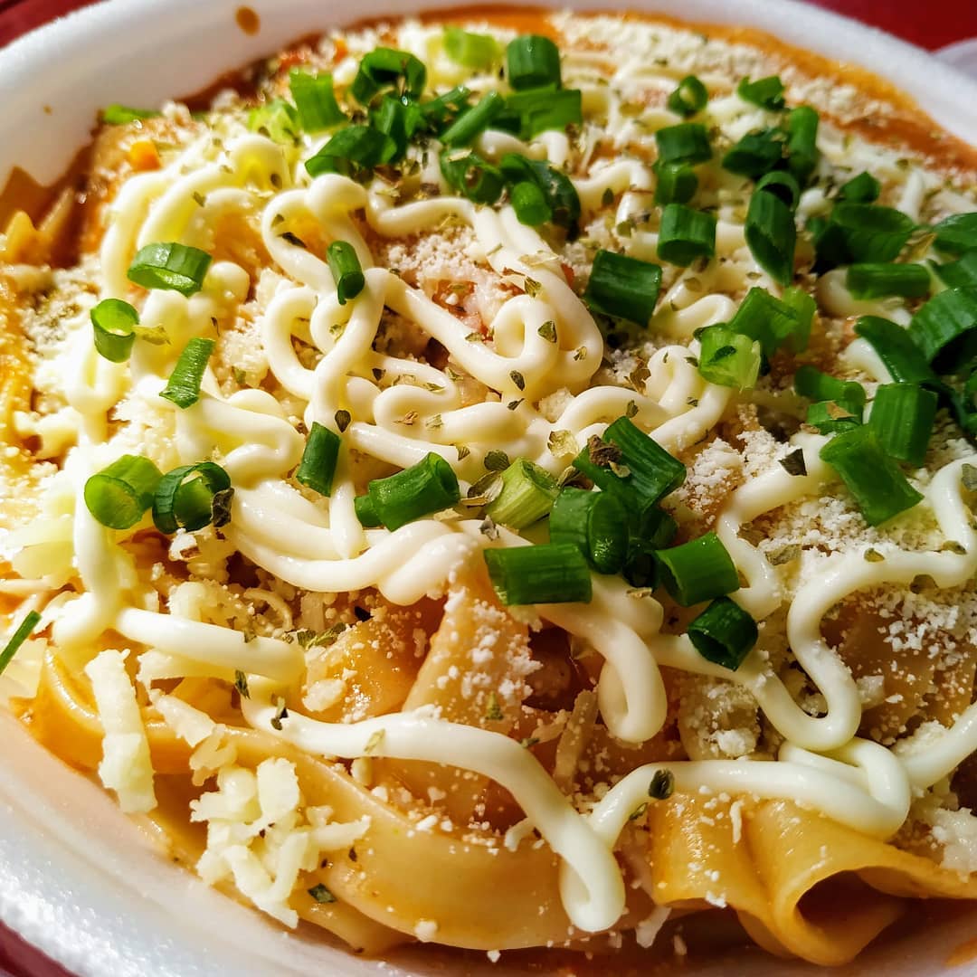Comidas de feira: Veja 5 barracas que servem o tradicional macarrão italiano em Goiânia