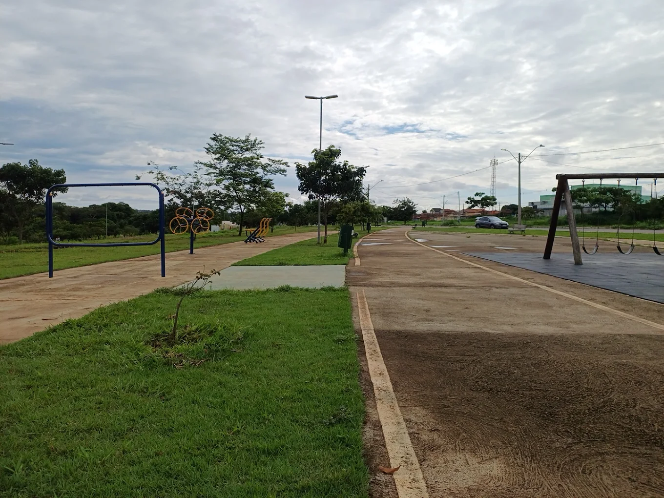 Lugares em Goiânia para as crianças se divertirem de patins