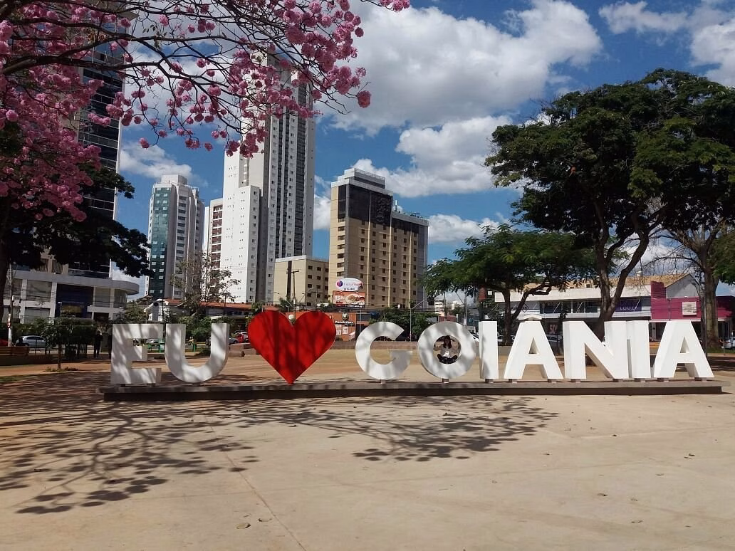Lugares em Goiânia para as crianças se divertirem de patins
