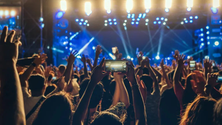 Ir a shows dos seus artistas preferidos ajuda na saúde e aumenta expectativa de vida
