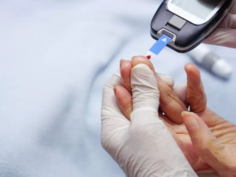 Como os bons hábitos alimentares previnem o diabetes