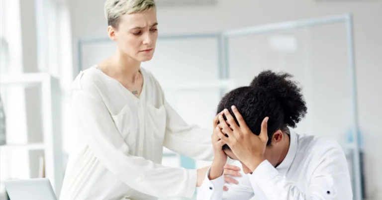Saúde Mental no Trabalho vira lei a partir de 2026 no Brasil