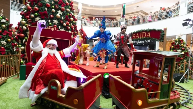 Goiânia dá início ao Natal com chegada do Papai Noel com entrada gratuita