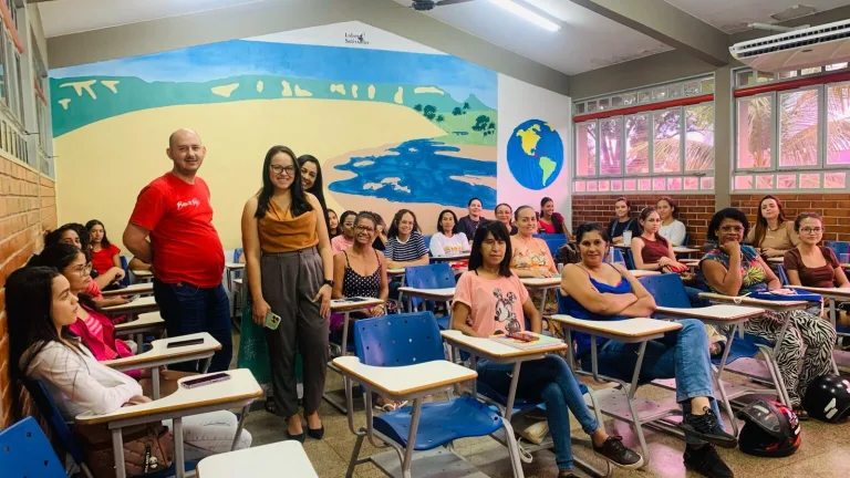 Goiás abre curso gratuito de inglês para quem quer trabalhar no turismo