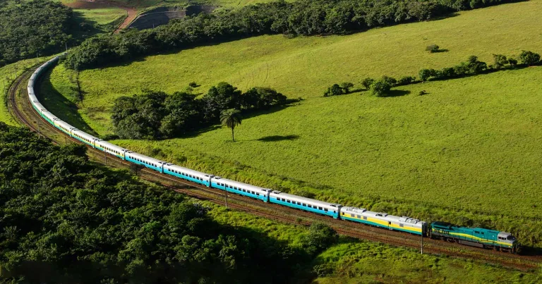 Ferrovia gigante vai ligar Brasília ao litoral do Espírito Santo; rota inédita para turistas e cargas