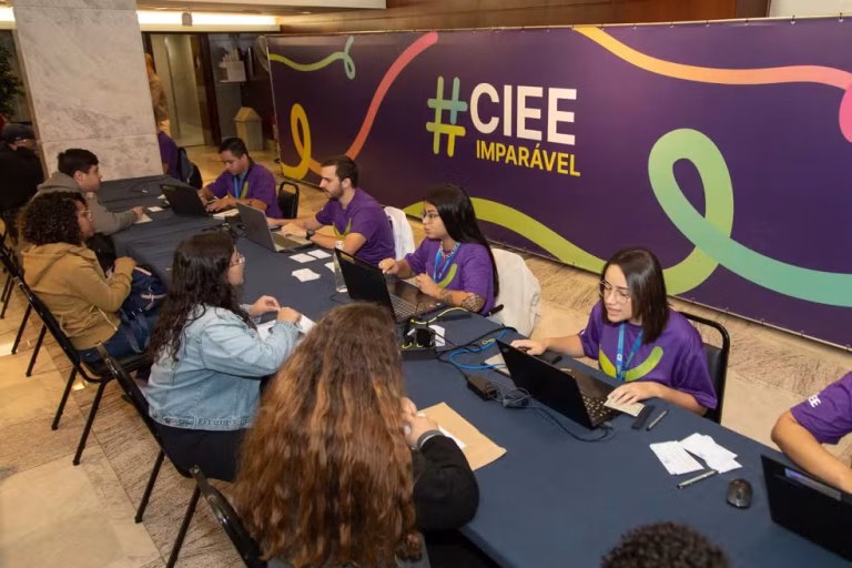 CIEE oferece vagas de estágio e aprendizagem em Goiás nesta terça (03/03)