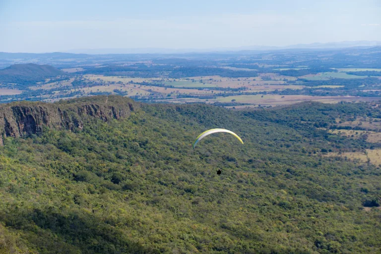Serra de Jaraguá vira patrimônio natural de Goiás