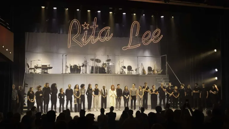 Musical sobre Rita Lee chega a Goiânia com ingressos quase esgotados