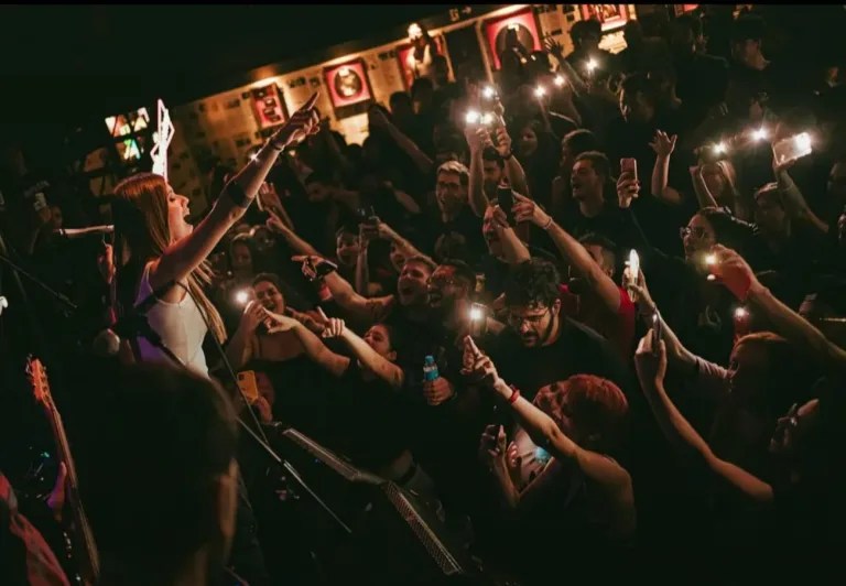 Avril Lavigne Cover Experience (SP) retorna a Goiânia