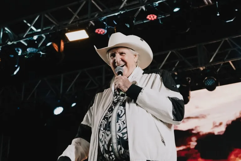 Sérgio Reis confirma show em Goiânia