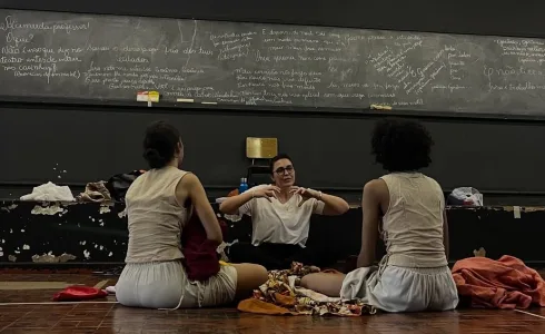 Bastidores da peça "Arteiras Goianas"
