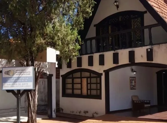 Casa do único goiano da Academia Brasileira de Letras vira museu em Goiânia