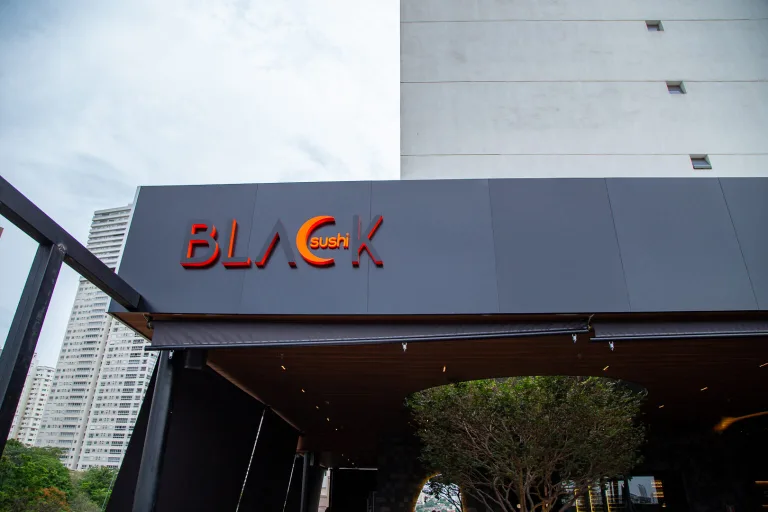 Black Sushi Rooftop é confirmado no Guia Curta Mais MotoGP