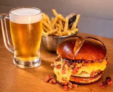 7 hamburguerias em Goiânia para aproveitar o Guia Curta Mais MotoGP