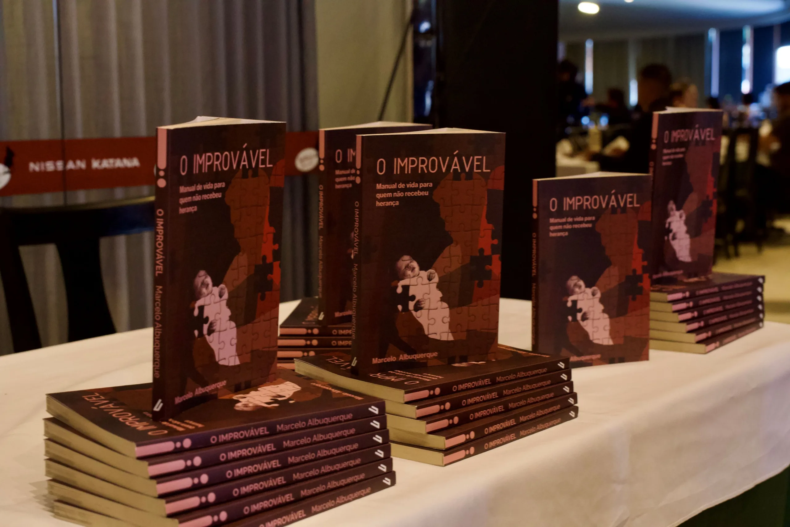 “O Improvável”: Marcelo Albuquerque lança livro inspirado na sua própria trajetória
