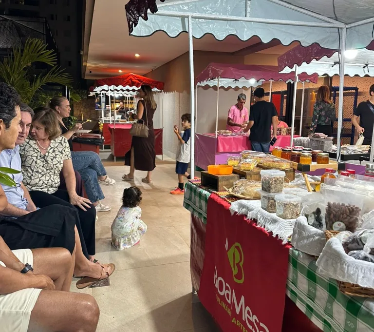 Feira de produtos criativos e gastronomia acontece hoje (05/03) em shopping de Goiânia