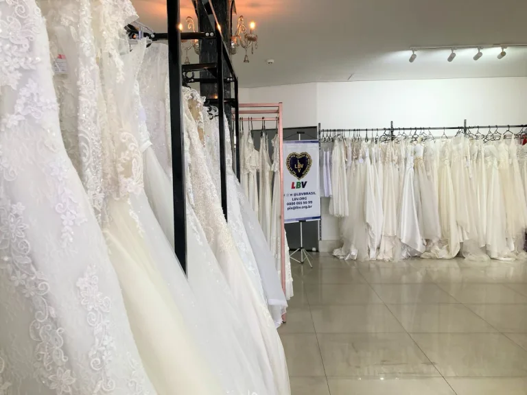 Goiânia recebe bazar solidário com vestidos de noiva a partir de R$ 99 neste fim de semana (07 e 08/03)