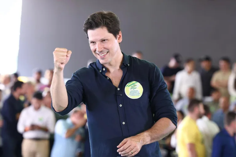Daniel Vilela é o 2º governador mais jovem da história de Goiás