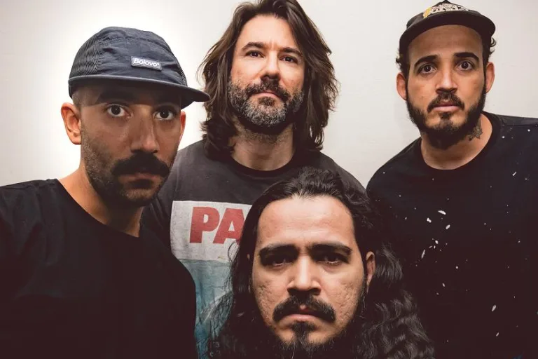 Black Drawing Chalks faz show gratuito no sábado (21) do MotoGP no Cidade Rock em Goiânia