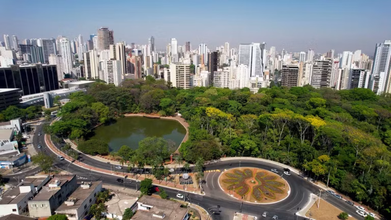 Goiânia ganha título de “Cidade Árvore do Mundo” e vira referência em arborização