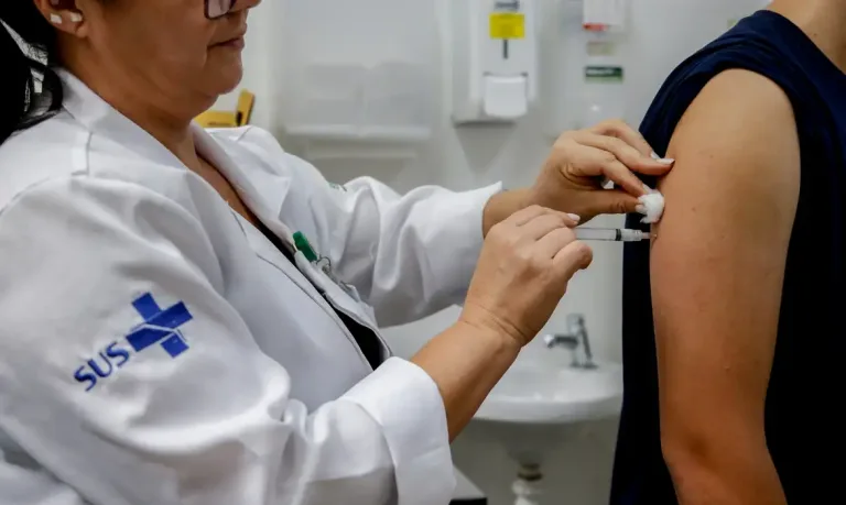 Goiás terá Dia D da vacina contra gripe e alerta para baixa adesão