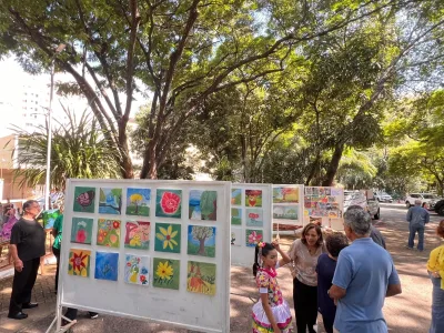 goiania promove manha cultural gratuita no bosque com apresentacoes e exposicoes artisticas